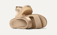 כפכפי זמש בז’ Goldenstar Glide UGG